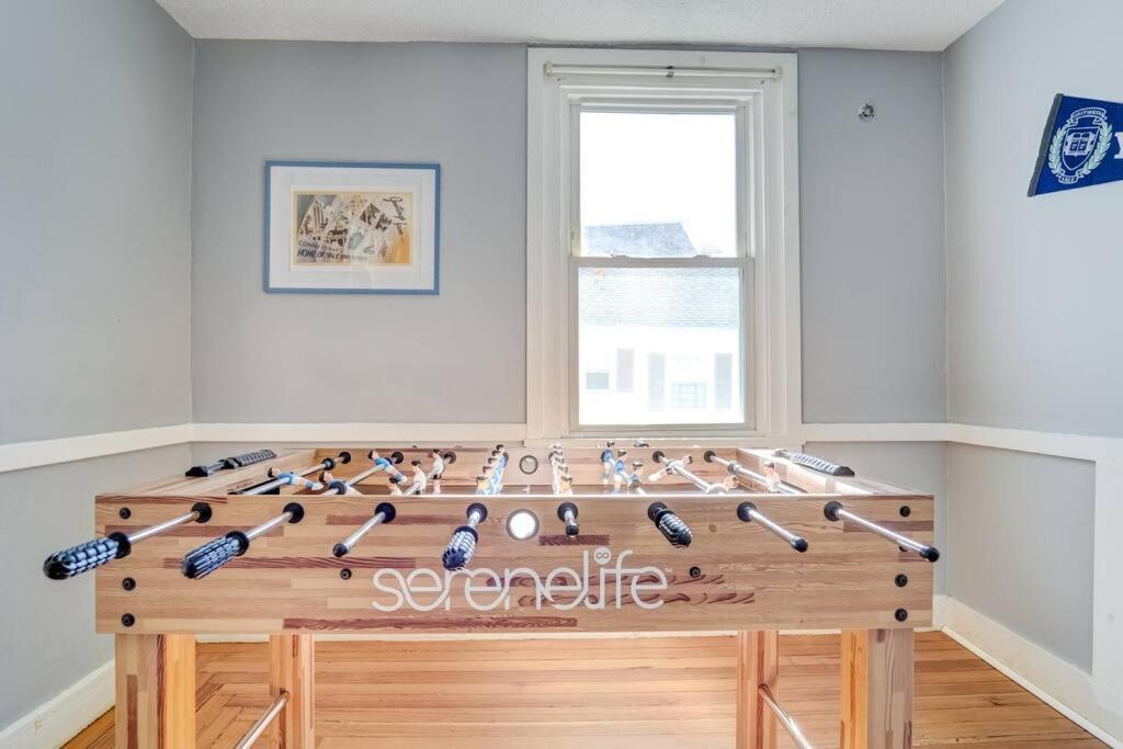 New Haven Heaven - Foosball - Near Yale Villa Exterior photo